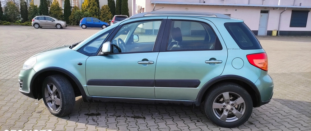 Suzuki SX4 cena 27000 przebieg: 184000, rok produkcji 2010 z Września małe 121